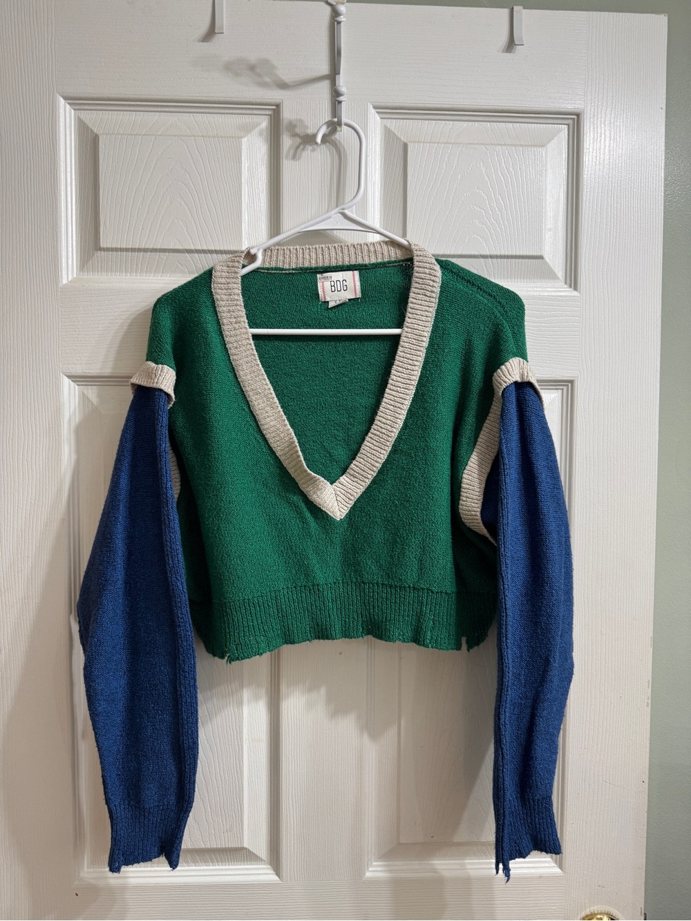 BDG Urban Outfitters Green V-Neck Colorblock Sweater